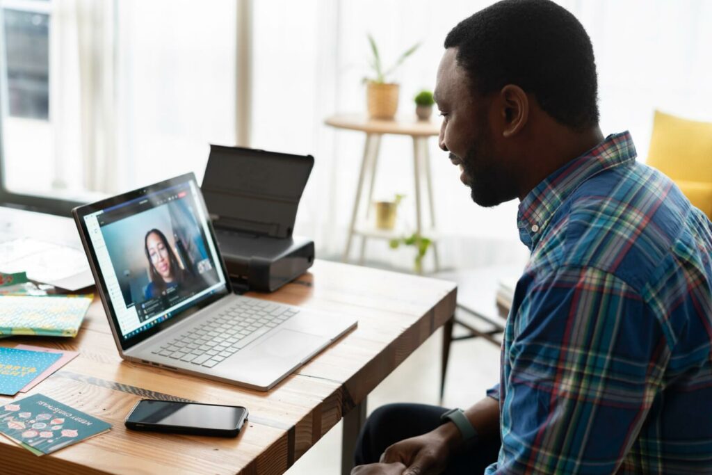 Explained: Microsoft Bookings vs Bookings With Me (Better?)